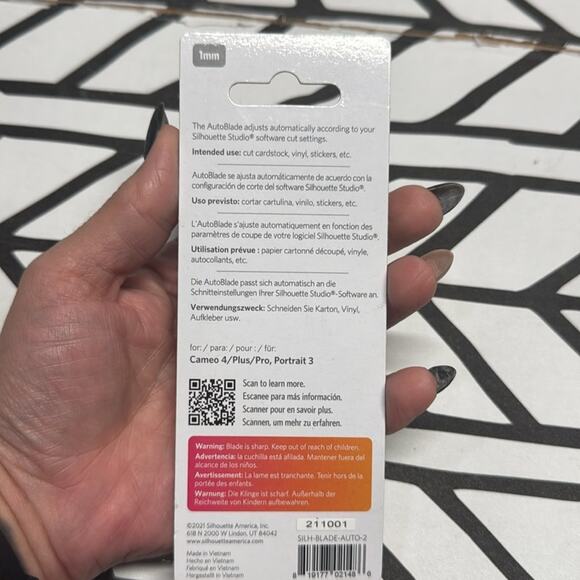 Silhouette AutoBlade in White- new in package - Picture 3 of 3